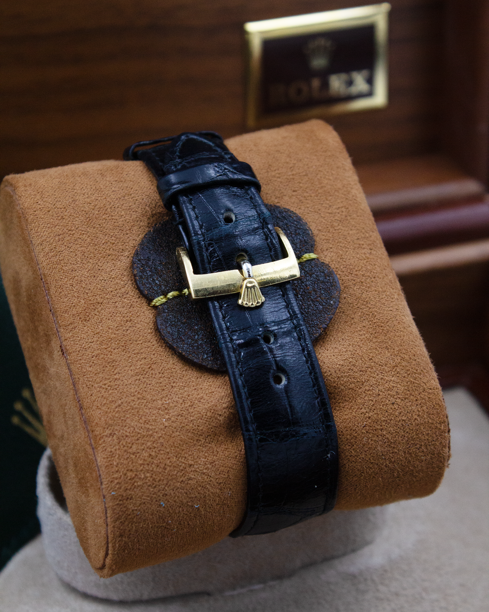 Rolex Submariner 1680 schwarz "matte nipple dial" – 1979 – 18K Gelbgold – Full Set