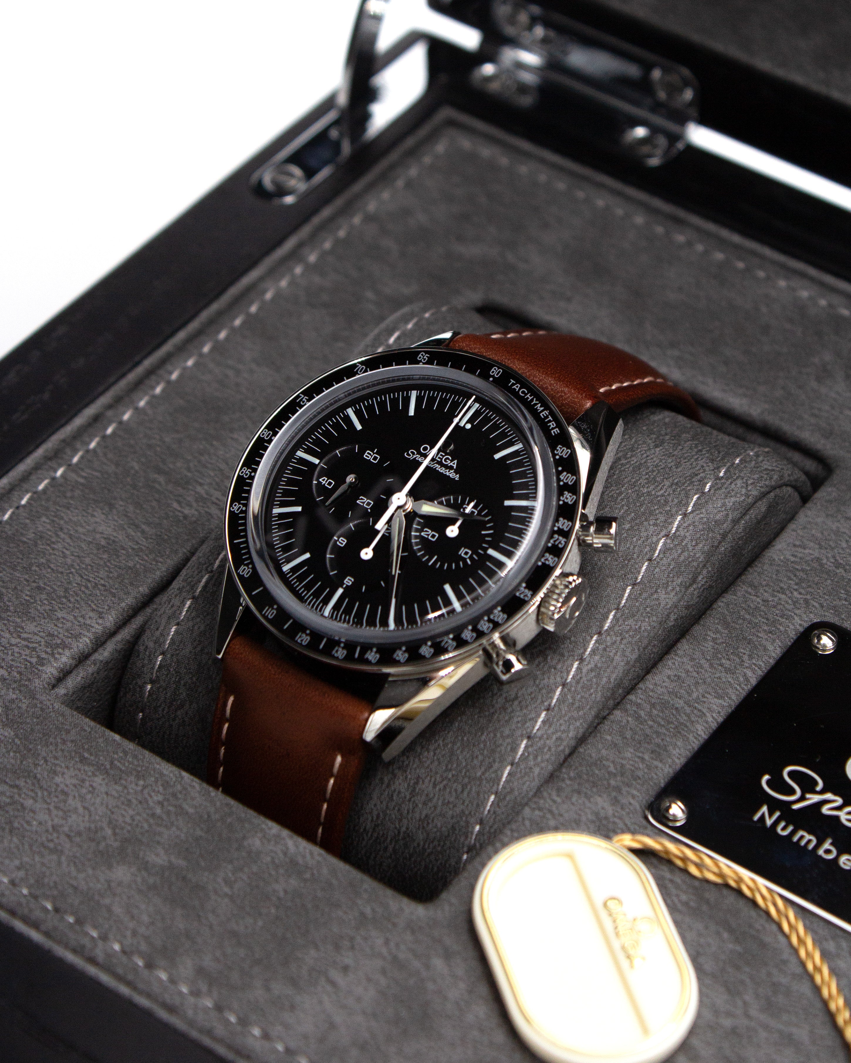 Omega Speedmaster Moonwatch "FOIS" – Full Set – 2023 – Ungetragen