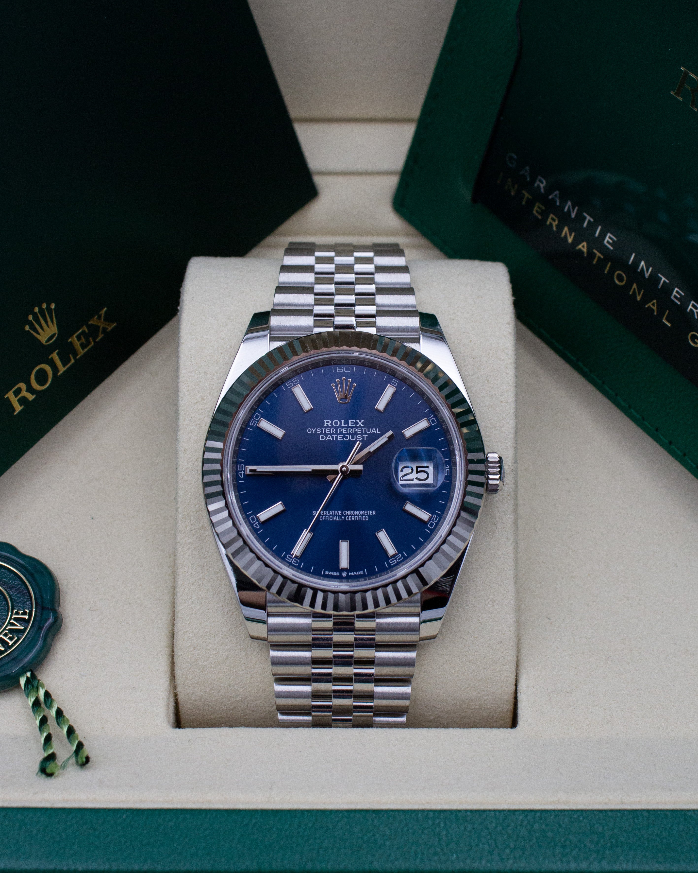 Rolex Datejust 126334 – 12/2025 – Full Set – Neu & Ungetragen