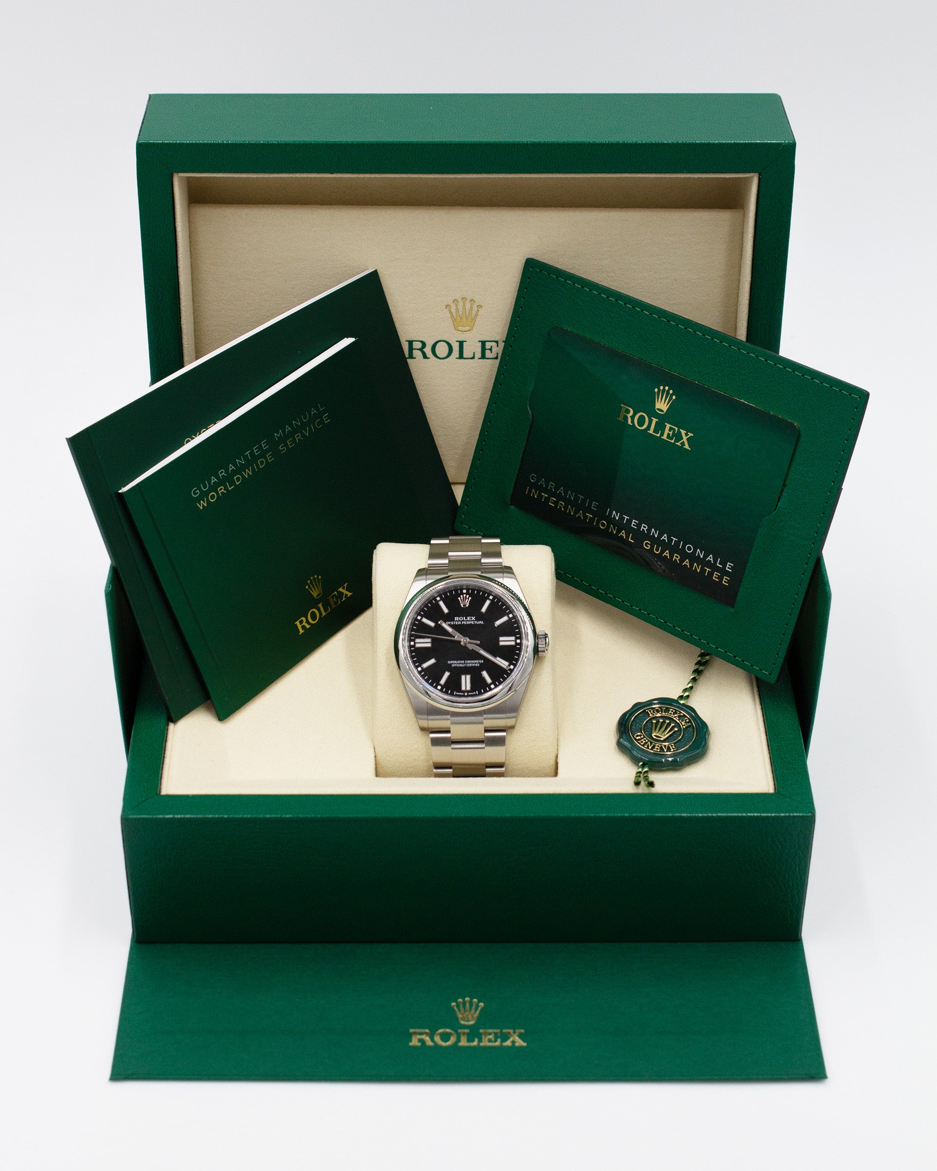 Rolex Oyster Perpetual 41 "Black" 134300 – 07/2025 – Full Set