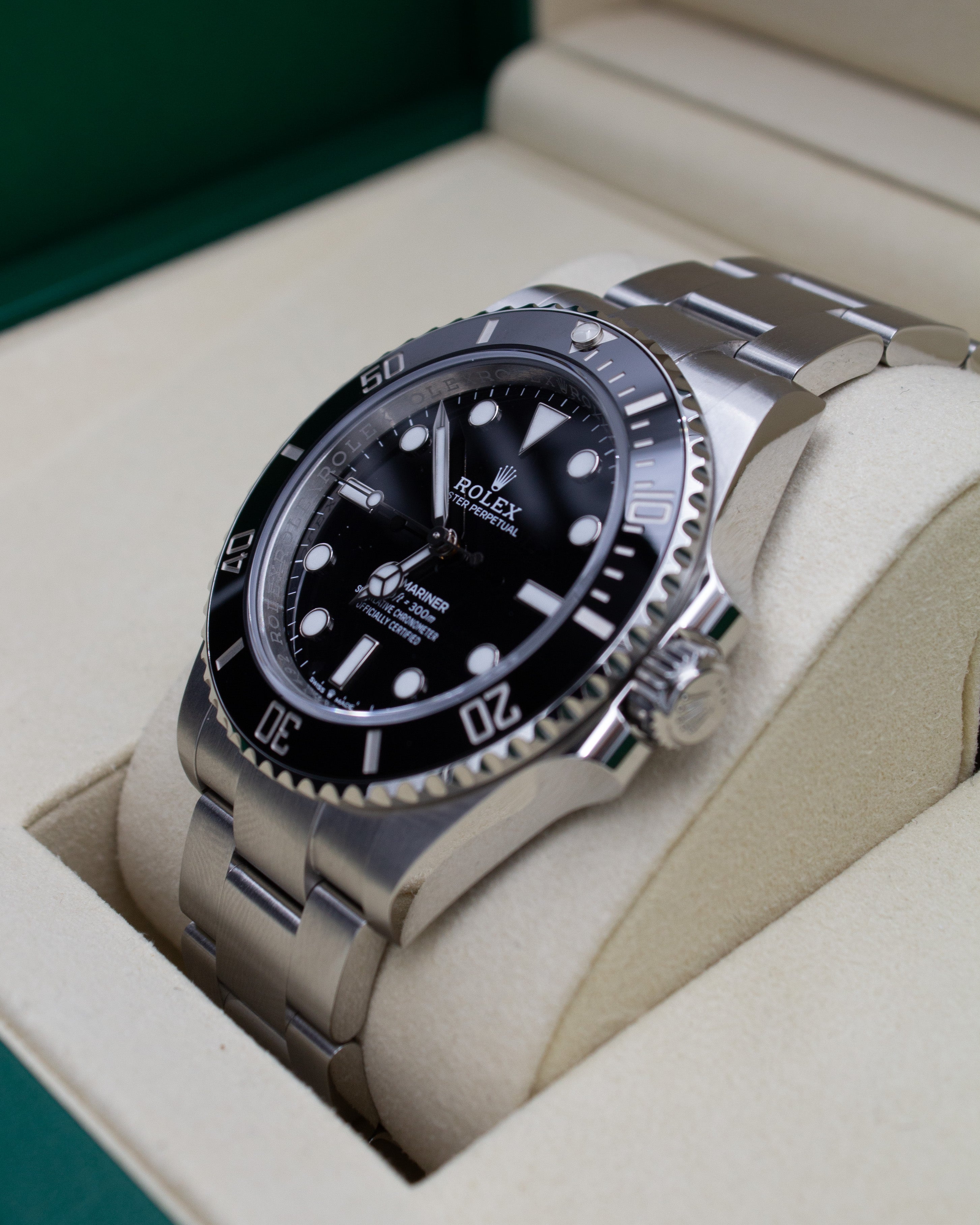 Rolex Submariner (No Date) - 124060 - 2025 - NEU - Full Set