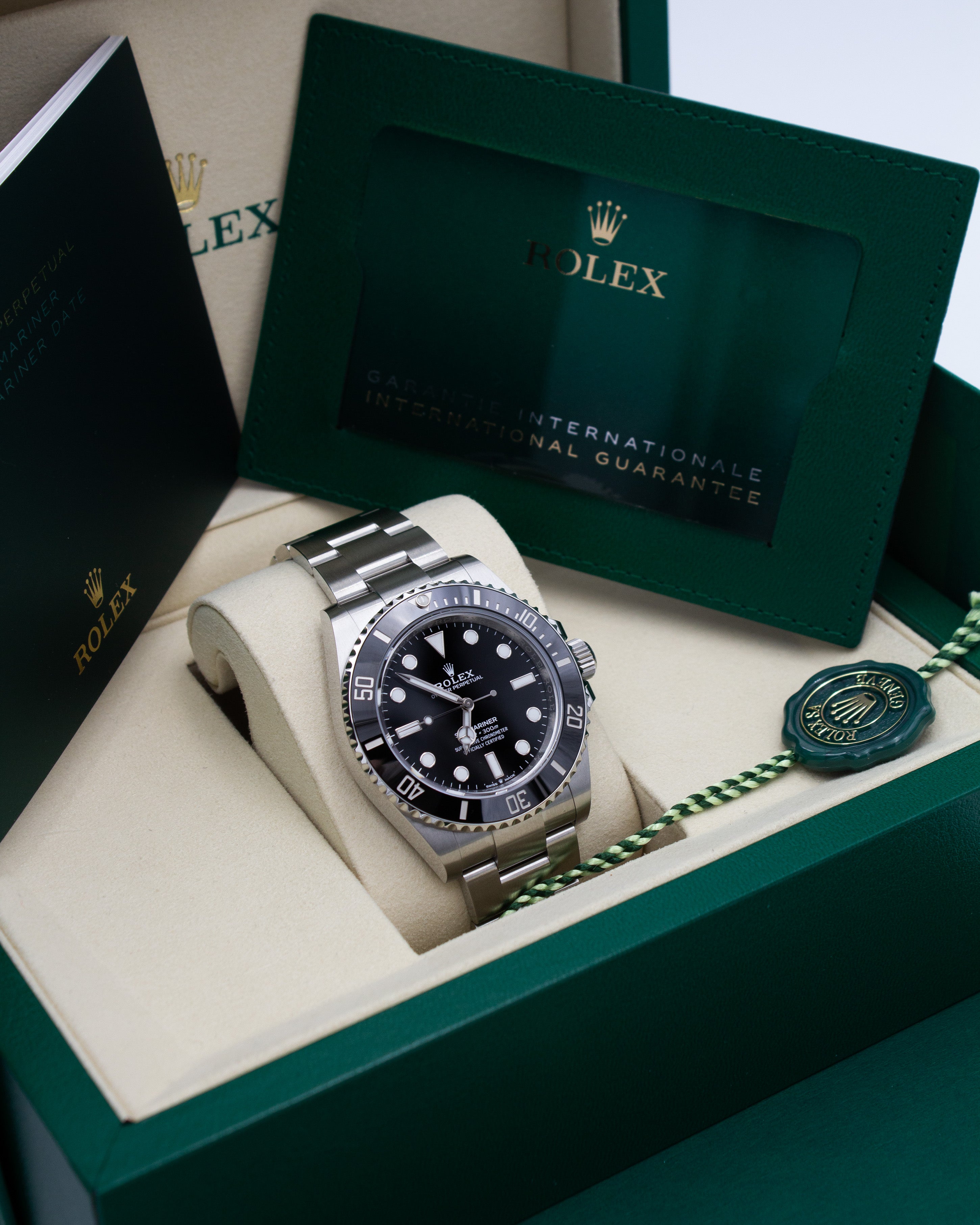 Rolex Submariner (No Date) - 124060 - 2025 - NEU - Full Set