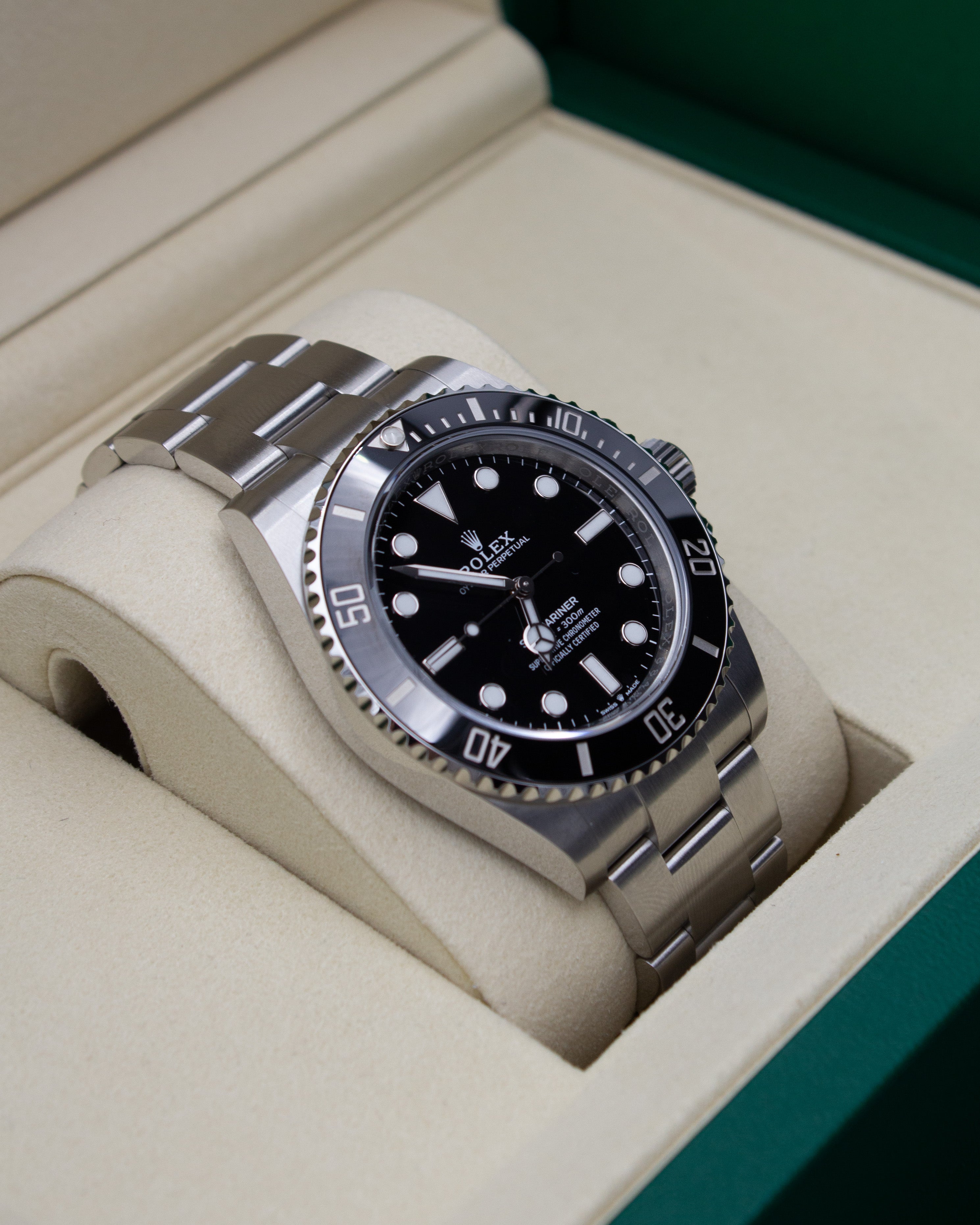Rolex Submariner (No Date) - 124060 - 2025 - NEU - Full Set