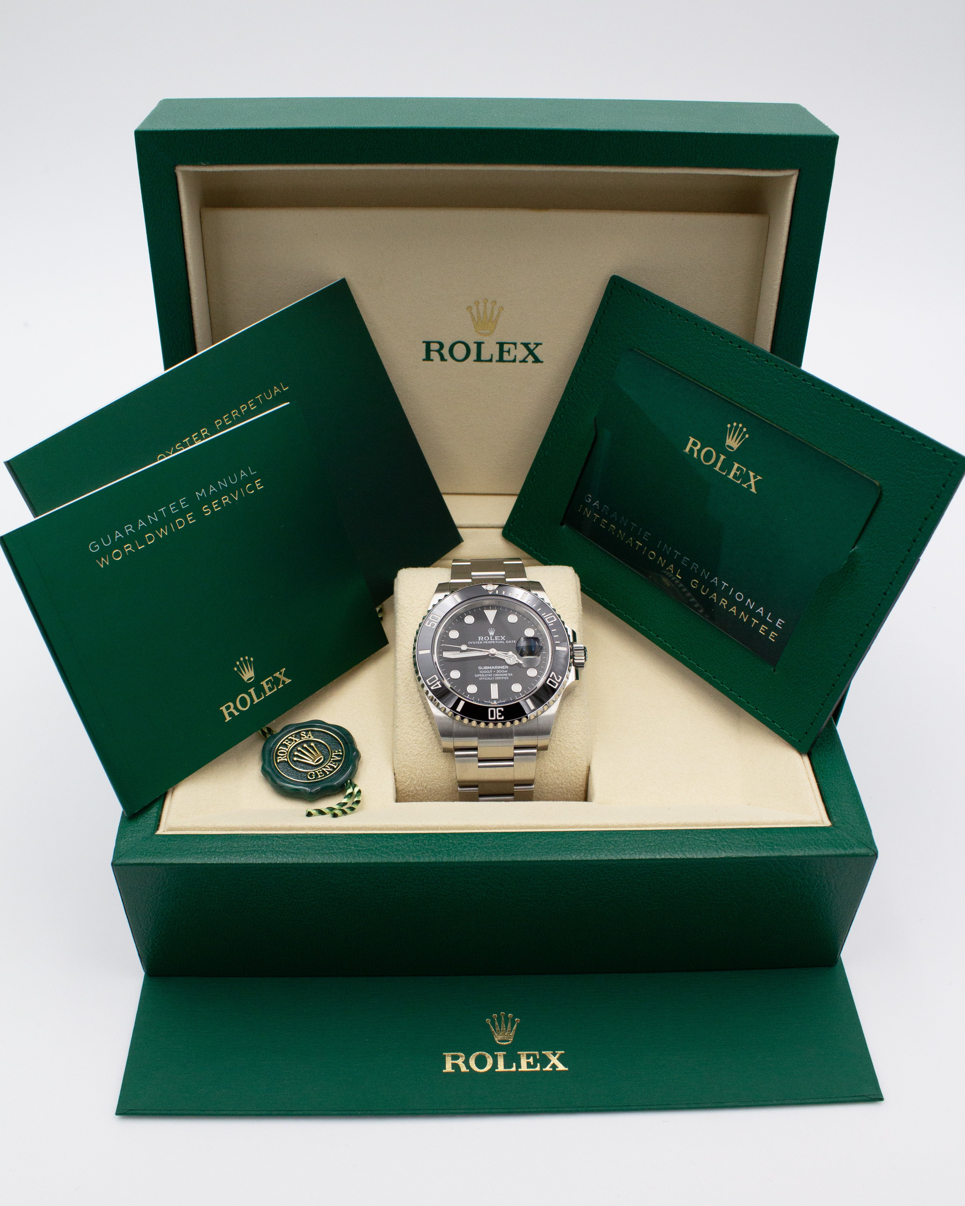 Rolex Oyster Perpetual Submariner Date – 126610LN – 09/2025 – Full Set